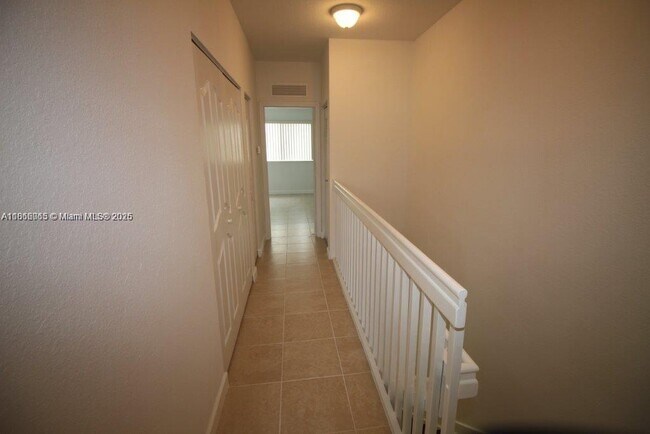Building Photo - 8440 SW 150th Ave