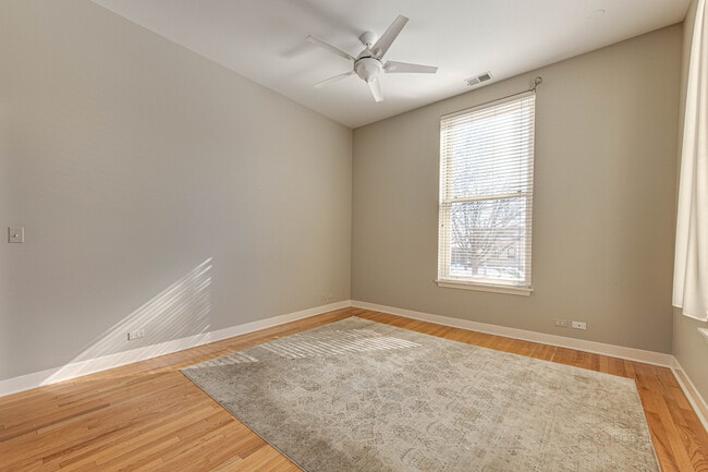 Building Photo - 210 Leonard Wood S