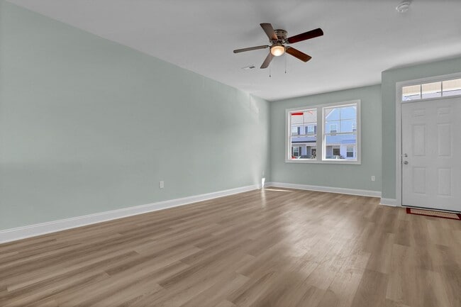 Building Photo - 317 Starfish Ln