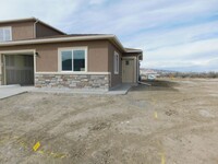 Building Photo - 701 Canyon Vista Way