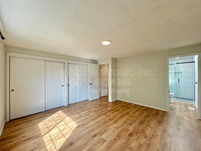 Building Photo - 14597 SW 81st Ave