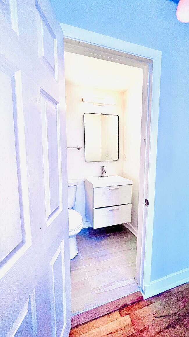 Building Photo - 2311 Maryland Ave