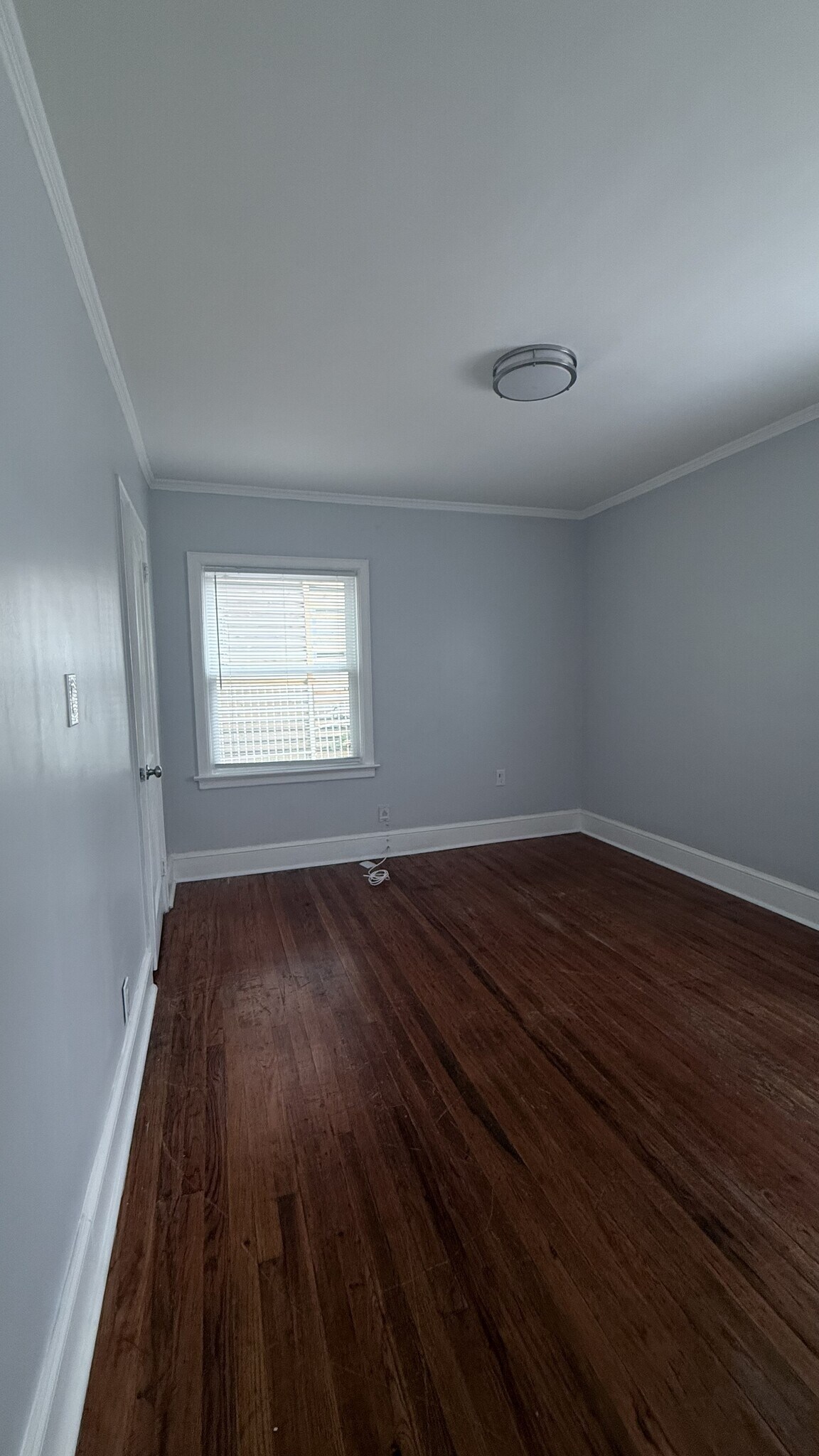 Building Photo - 1761 John Calvin Ave