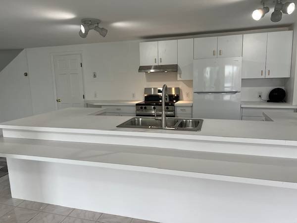 Building Photo - 58 Urban's Ln