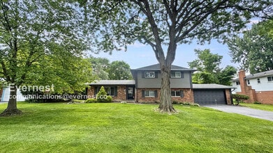 Building Photo - 26264 Greythorne Trail