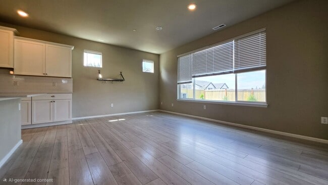 Building Photo - Bright & Beautiful 5 Bedroom 3 Bathroom