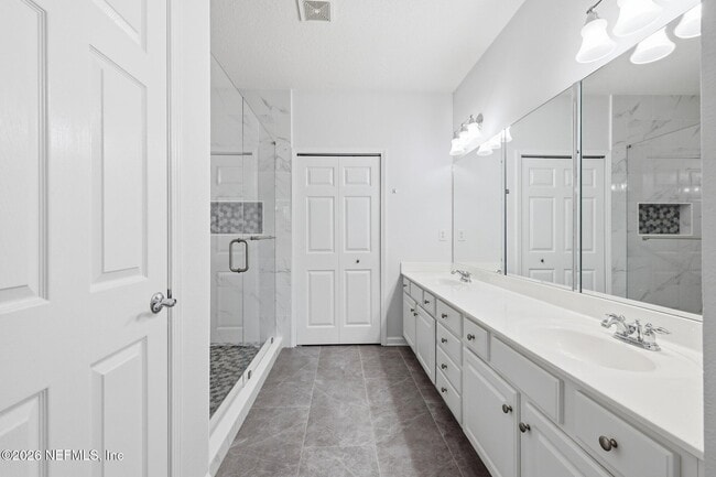 Building Photo - 6726 White Blossom Cir