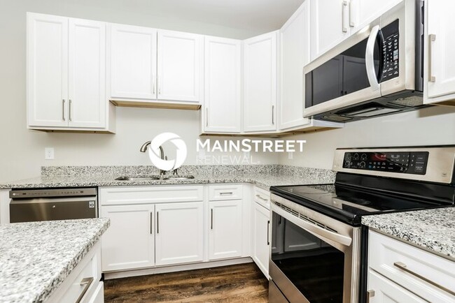 Building Photo - 3 Bedroom Pet-Friendly Home in Lebanon, TN with Main Street Renewal