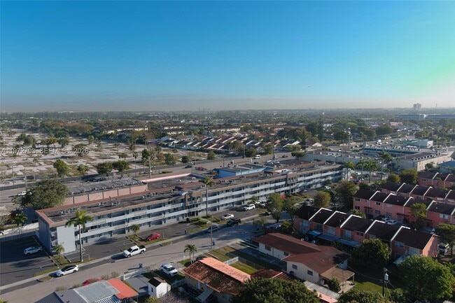 Building Photo - 11195 SW 1st St