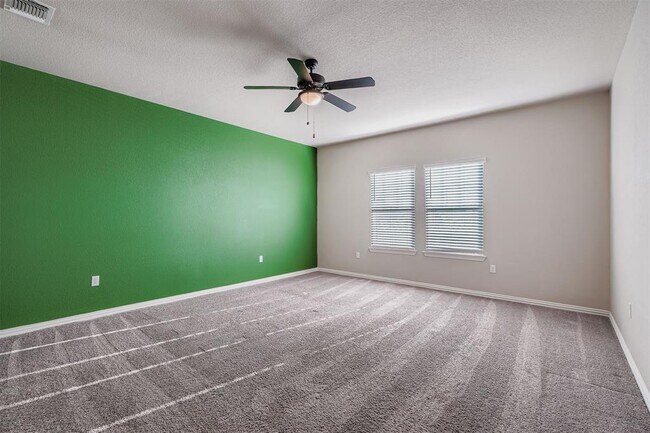 Building Photo - 8800 Sikes Way