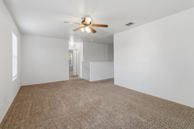 Building Photo - 1412 Prairie Rock