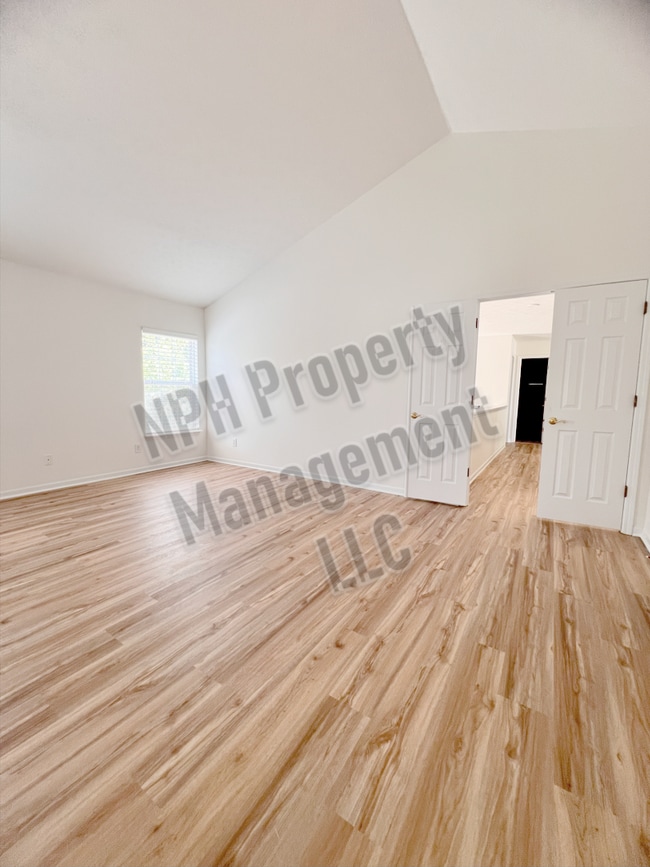 Building Photo - 11726 Kingwood Ct