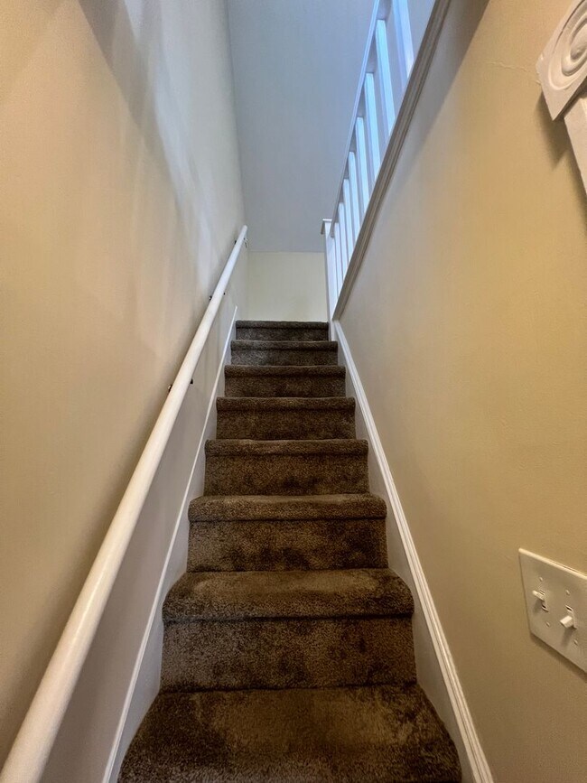 Building Photo - 838 Smith St