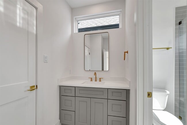 Building Photo - 3628 Amos St