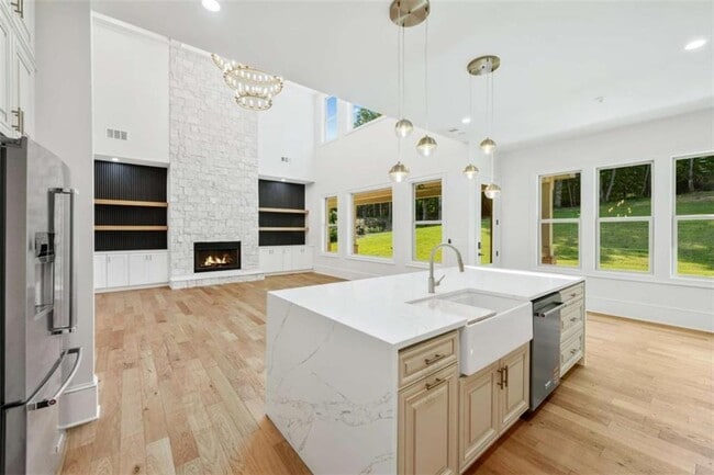 Building Photo - 4563 Fawn Path