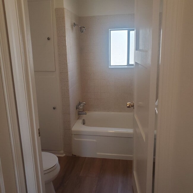 Building Photo - Nice 1bd/1ba Duplex in DT Livermore