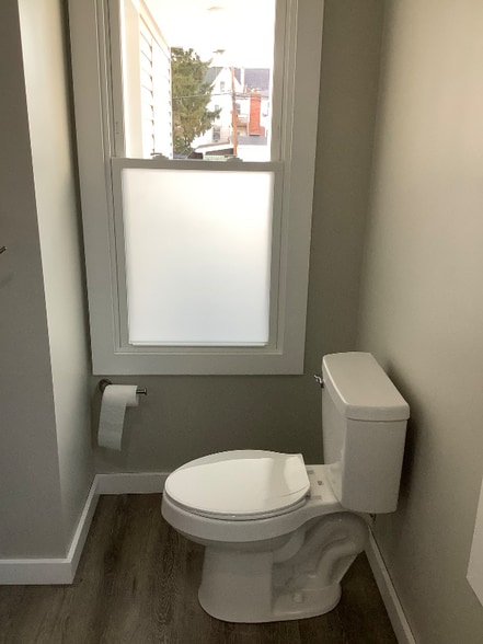 Building Photo - 407 Herman Ave