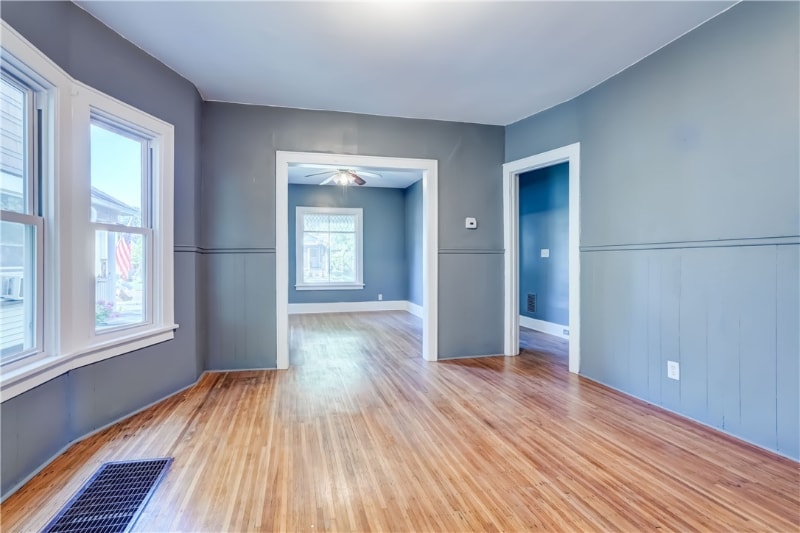 Building Photo - 223-225-225 Rosewood Terrace