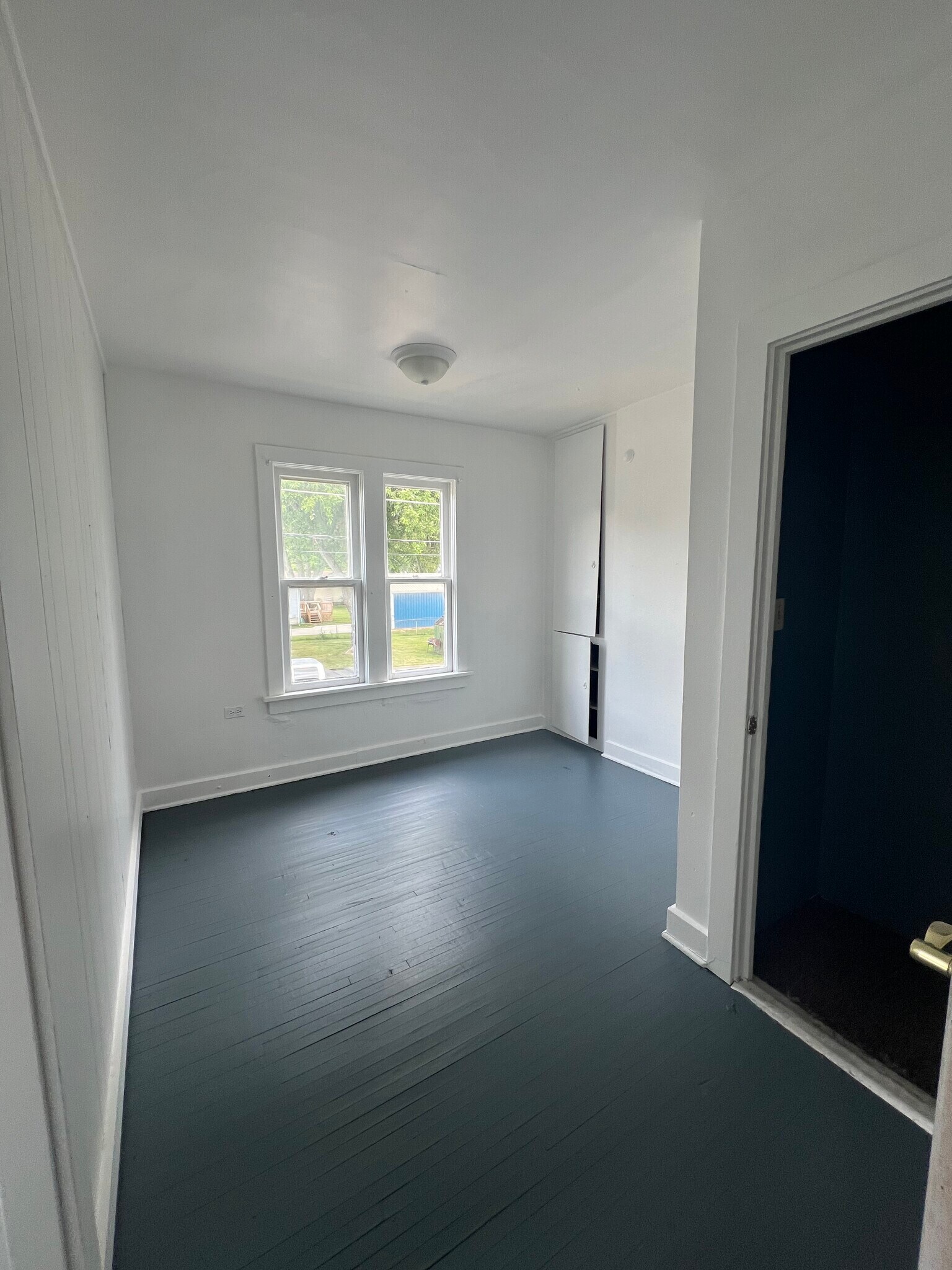 Building Photo - 500 N Catherine St