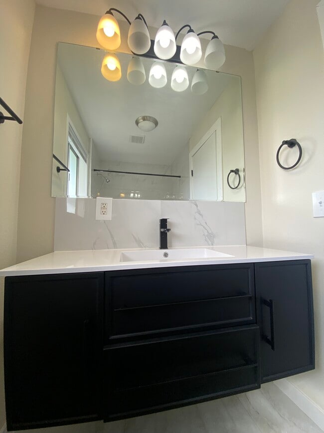 Building Photo - 2626 A St