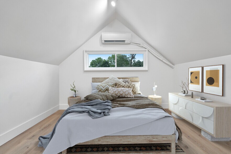 Virtual Staged Bedroom - 4323 Marlborough Dr