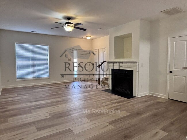 Building Photo - 6110 San Marcos Way