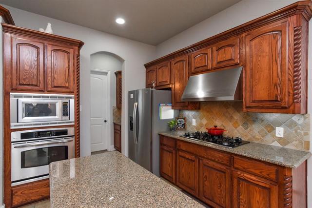 Building Photo - 9750 Candlewood Dr