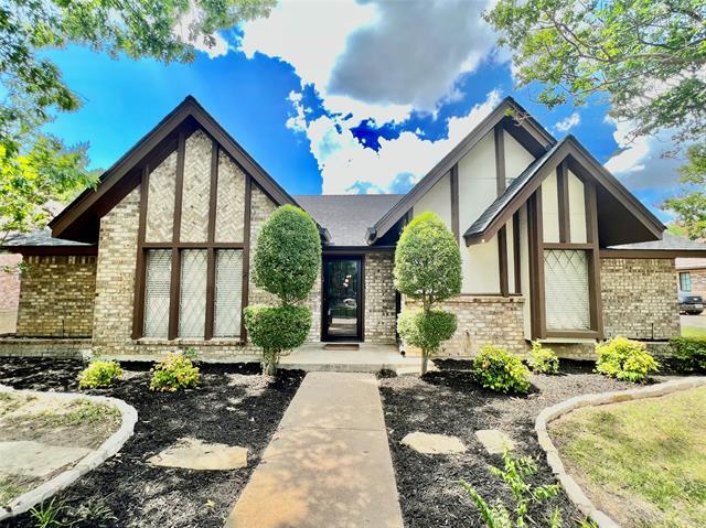 Building Photo - 7812 Woodharbor Dr