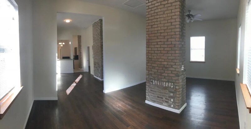 Building Photo - 2721 Second St