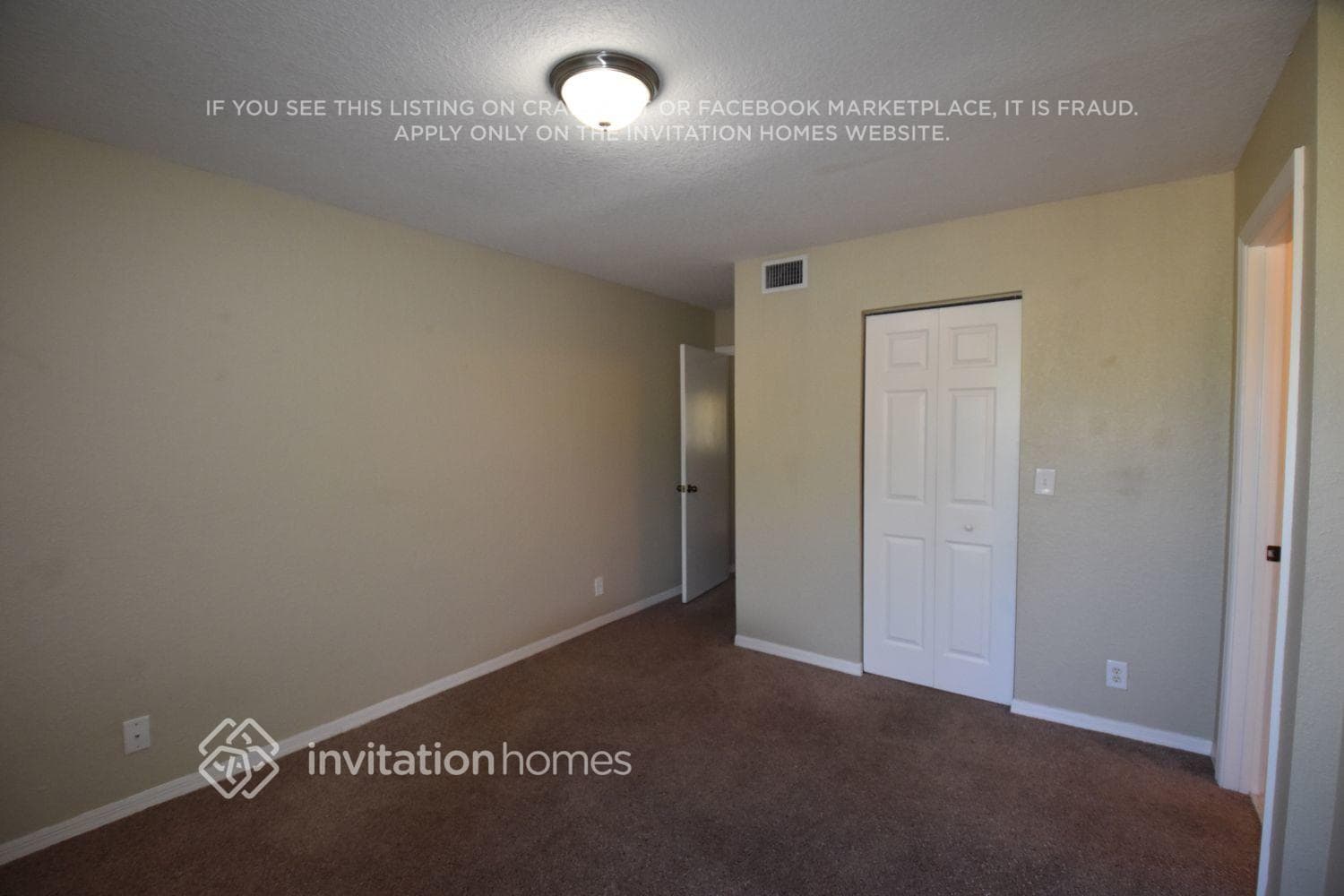 Building Photo - 2500 Cordoba Bend