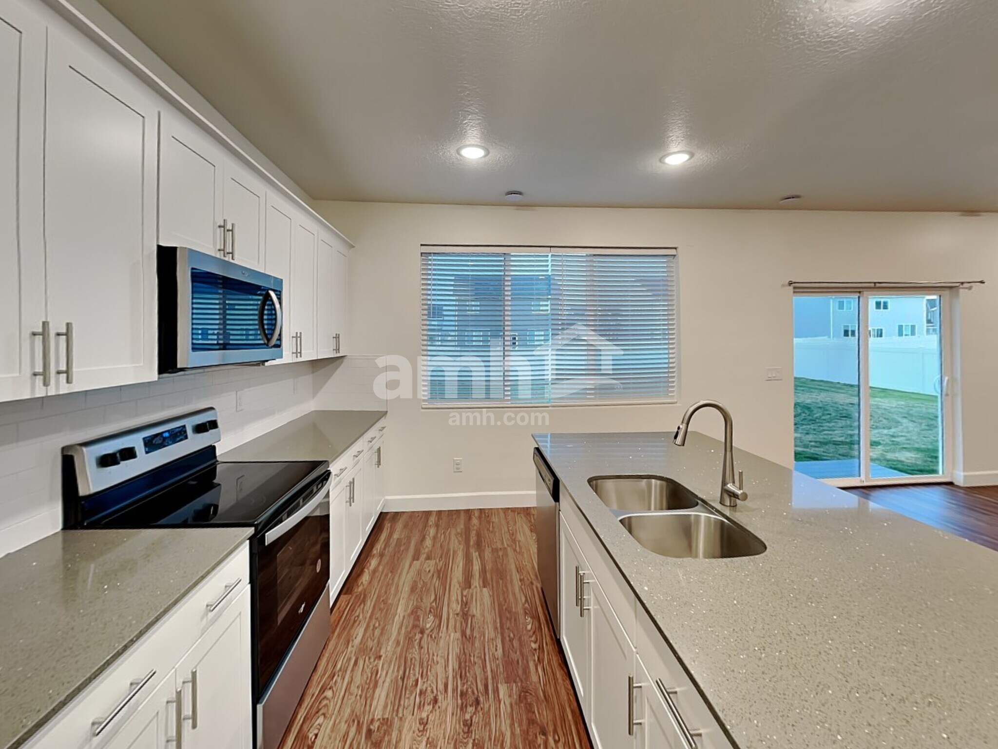 Building Photo - 201 Allen Ln