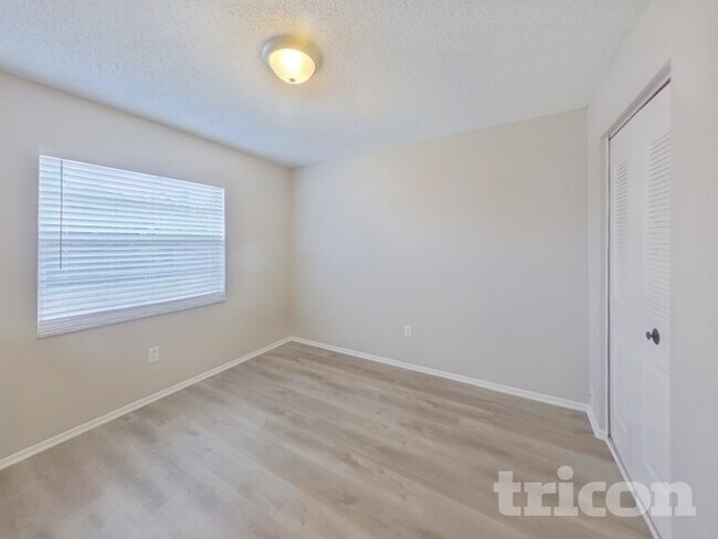 Building Photo - 14004 Basin St