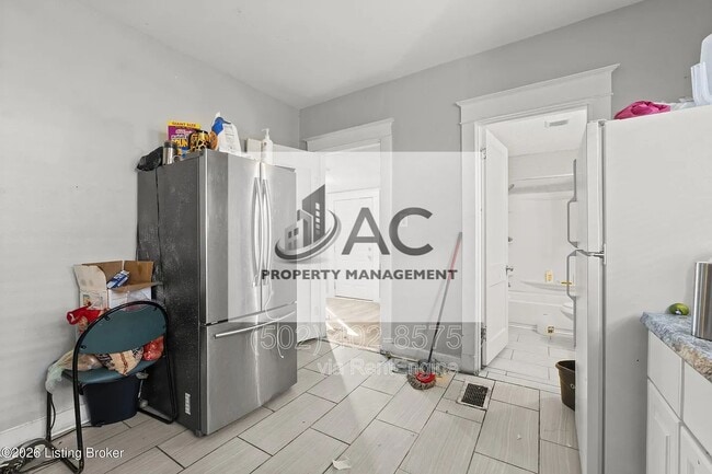 Building Photo - 1456 Beech St