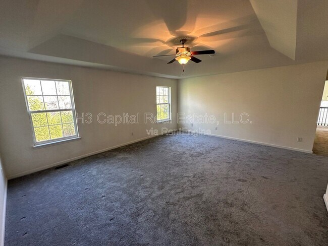Building Photo - 116 Forest Oaks Dr