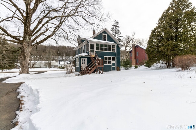 Building Photo - 63 Main St