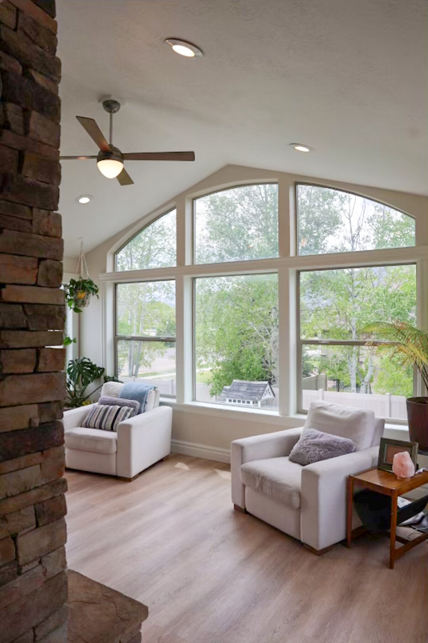 Building Photo - 284 S 550 E