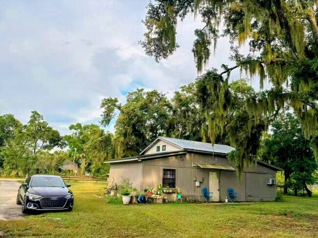 Building Photo - 3607 Ranch Rd