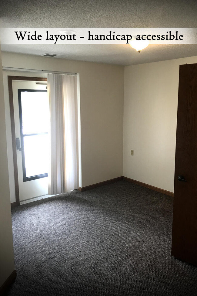 Building Photo - 4200 S Bearfield Rd