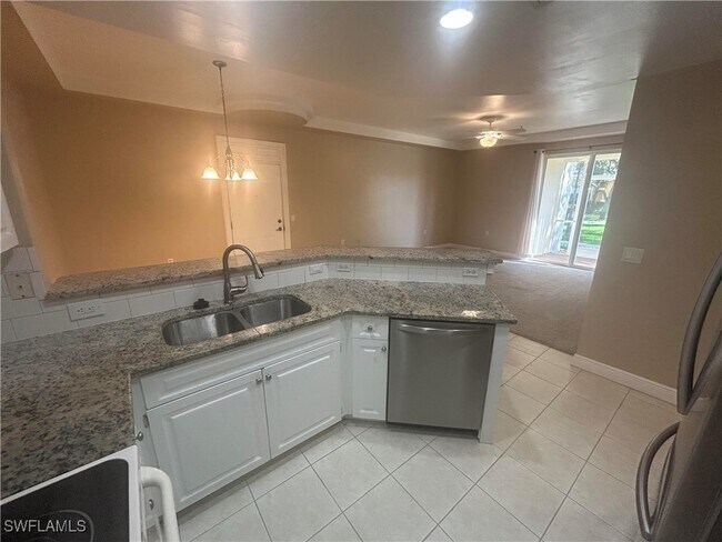 Building Photo - 3944 Pomodoro Cir