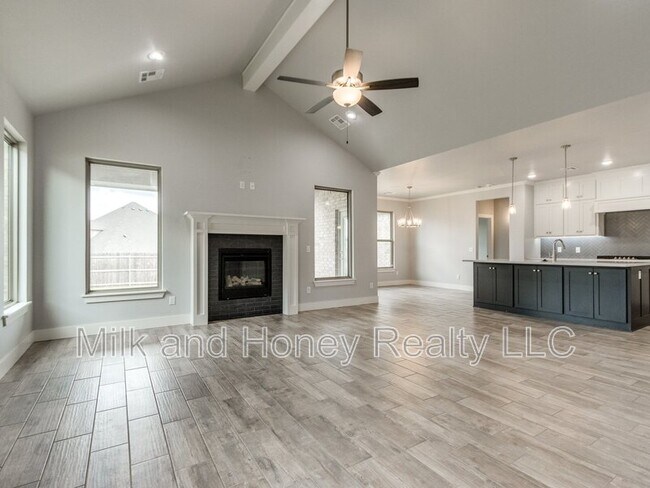 Building Photo - 14525 Rochefort Ln