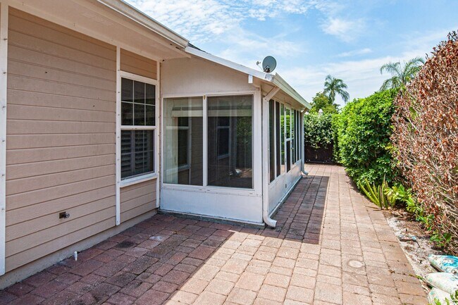 Building Photo - 710 Timber Ridge Trail SW