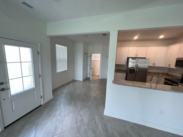 Building Photo - 14164 Pine Lodge Ln