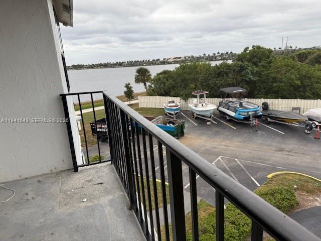 Building Photo - 760 Executive Center Dr