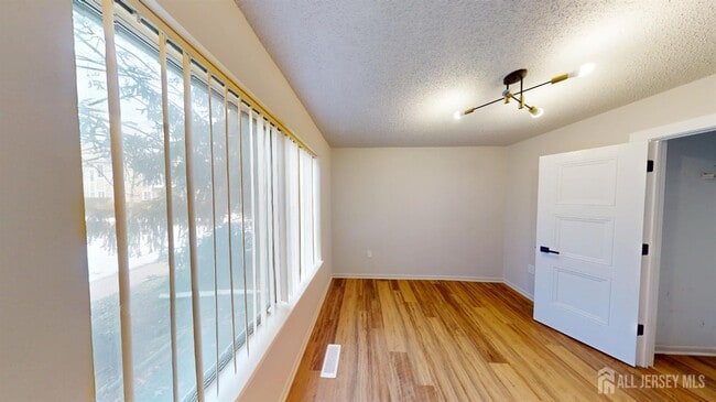 Building Photo - 29 Chatham Square