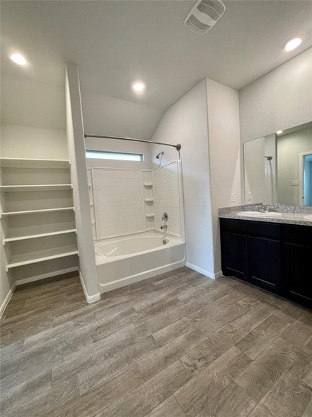 Building Photo - 8921 Eagles Landing Dr