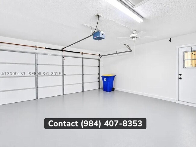 Building Photo - 6163 SE Windsong Ln