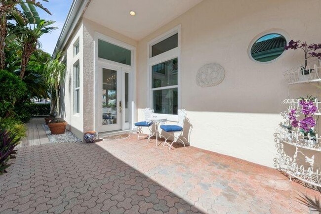 Building Photo - 119 Coral Cay Dr