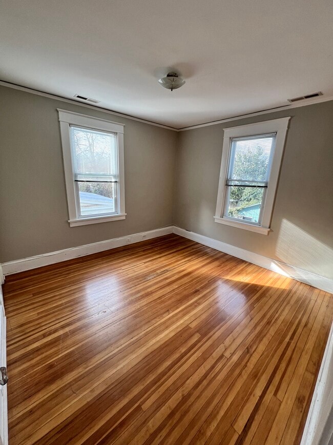 Building Photo - 4812 Chamberlayne Ave