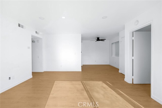 Building Photo - 4406 Cahuenga Blvd