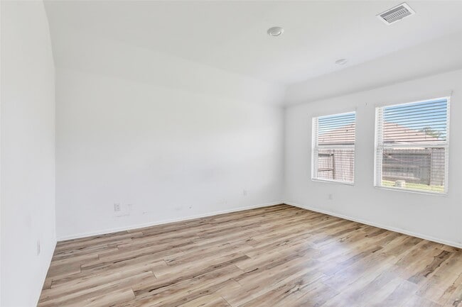 Building Photo - 6220 Arcadia Sound Ln